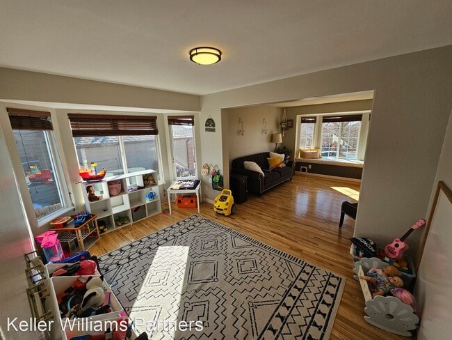 Foto del edificio - 6 br, 4 bath House - 6915 Hillock Dr