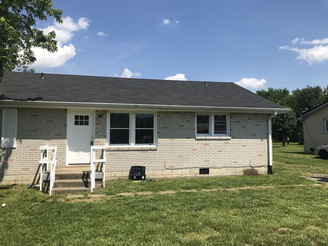 Foto principal - 723 Kent Dr