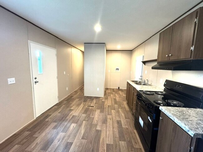 Foto del edificio - 1627 Coleman Rd