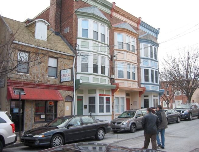 Foto principal - 212-214 W 7th St