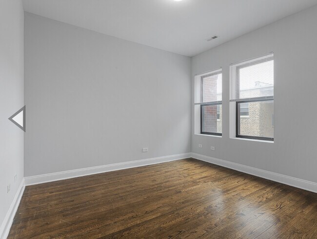 Foto del edificio - 7528 N Seeley Ave
