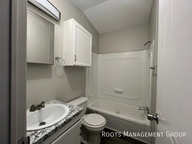 Foto del edificio - 1010 Reservation Rd