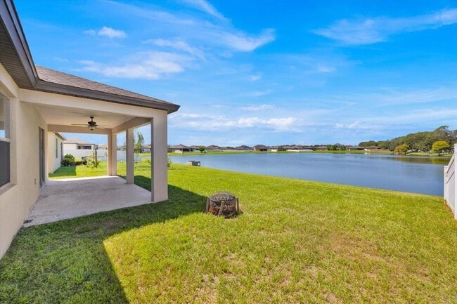 Foto del edificio - 8755 Rindge Rd