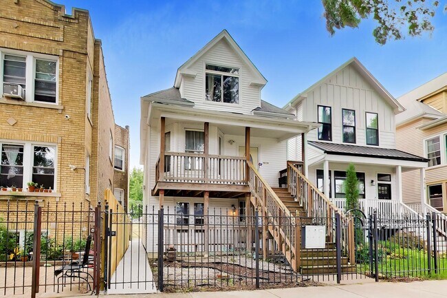 Foto del edificio - 4614 N Springfield Ave