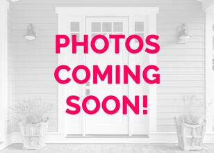 Building Photo - 7812 Strawberry Ln