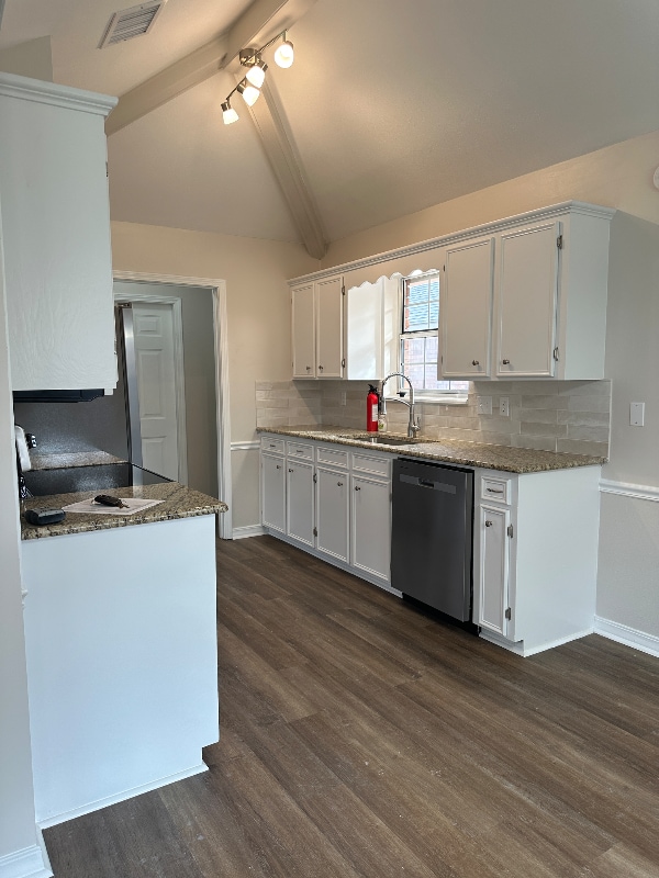 Foto del edificio - 3324 Danbury Ct