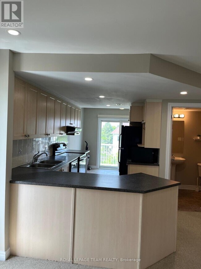 Building Photo - 457 Chapman Mills Dr
