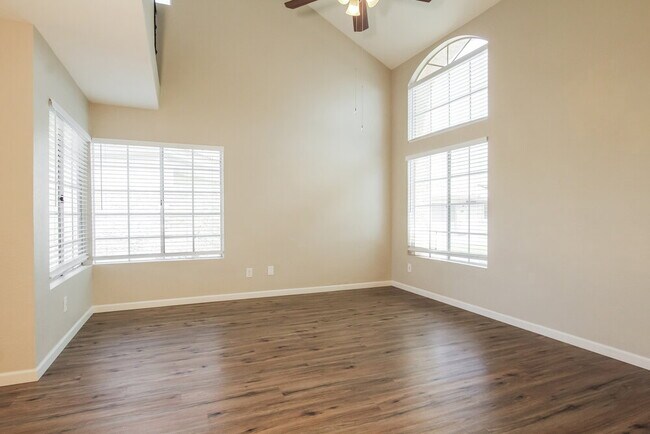 Foto del edificio - 8902 W Caribbean Ln