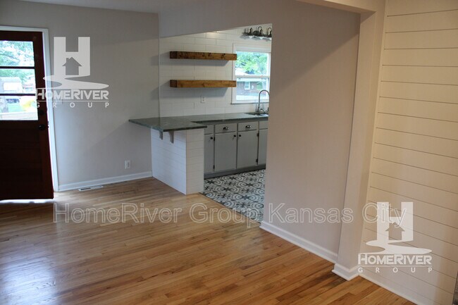 Building Photo - 8417 47th St