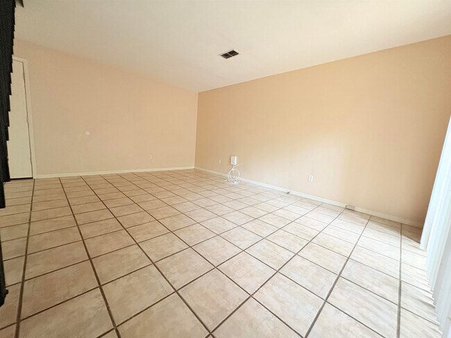Foto del edificio - 1403 Stone Rd