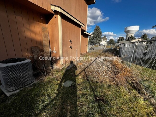 Building Photo - 3 bed house in Hayden at end of Cul-de-Sac!