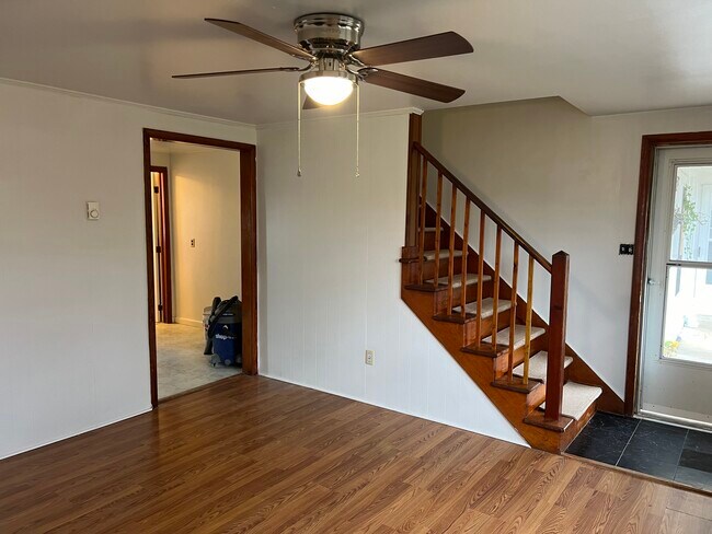 Building Photo - 114 Mulberry St