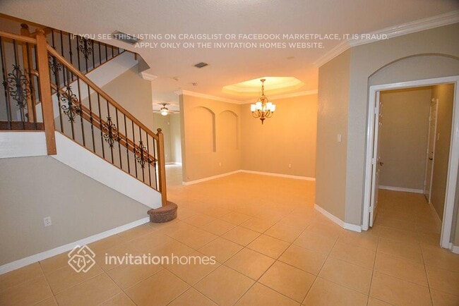 Building Photo - 4957 SW 136th Ave