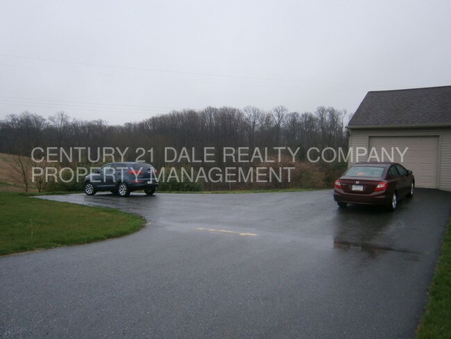 Building Photo - 11563 Gum Tree Rd