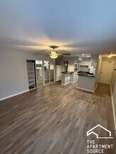 Building Photo - 744 W Gordon Terrace