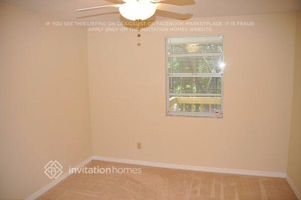 Building Photo - 12312 Woodleigh Ave