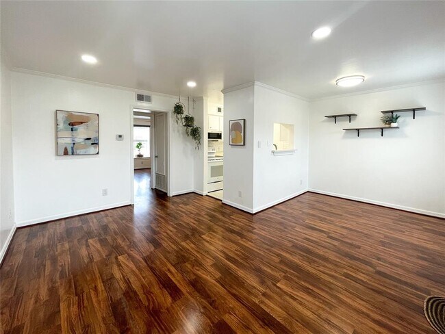 Foto del edificio - 3402 Garrott St