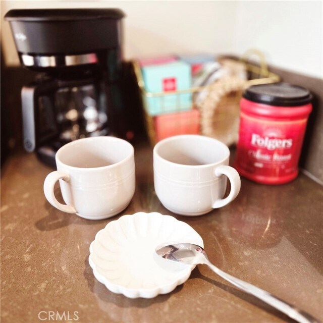 Foto del edificio - 1017 Savi Dr