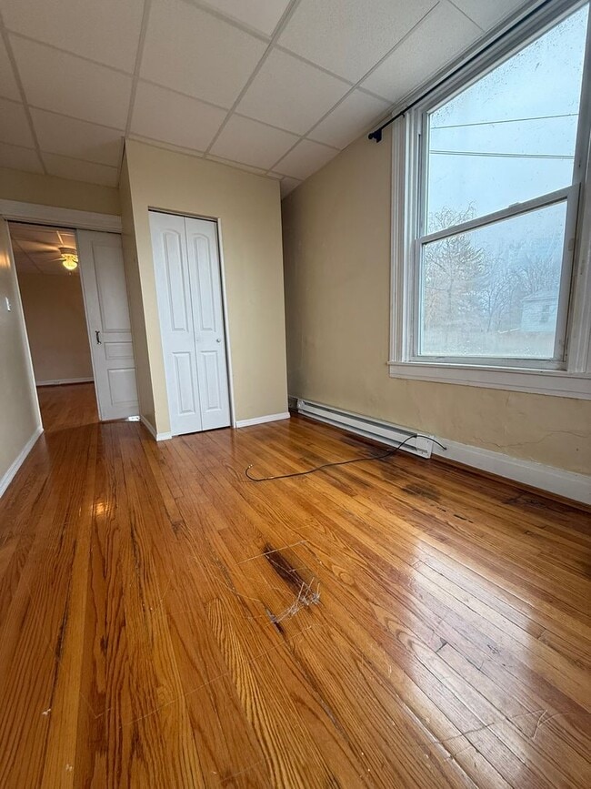 Building Photo - 235 W Main St