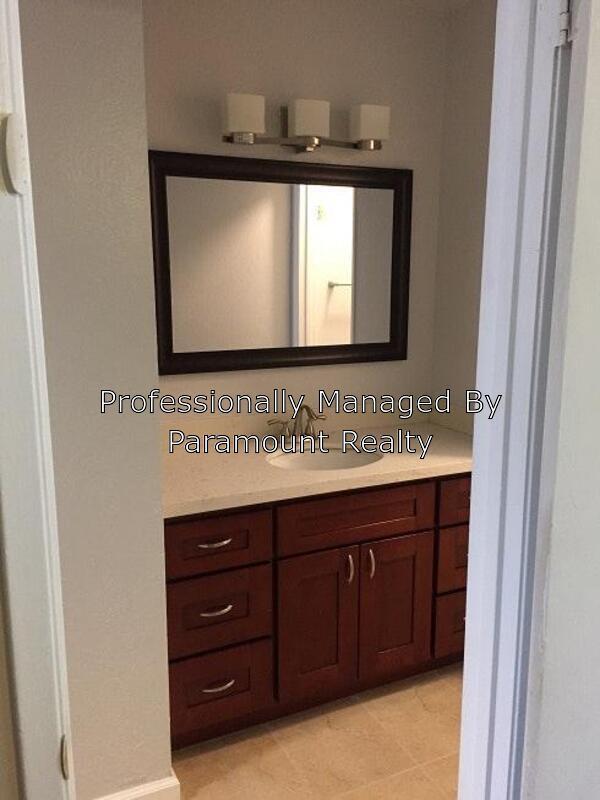 Building Photo - 32613 Endeavour Way