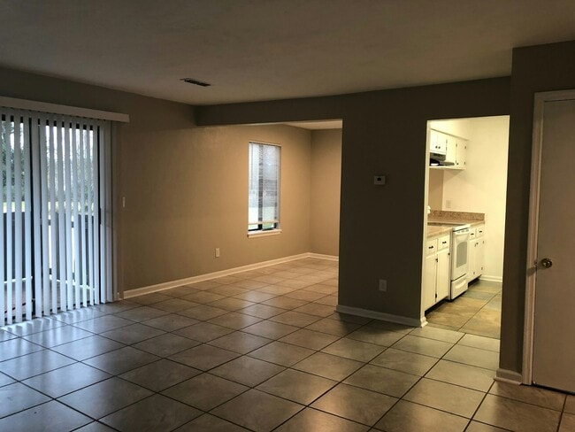 Photo - 3017 Oak Hammock Lane, Unit A Apartment