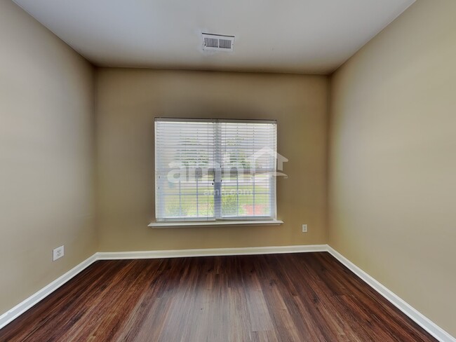 Building Photo - 2601 Framer Ln