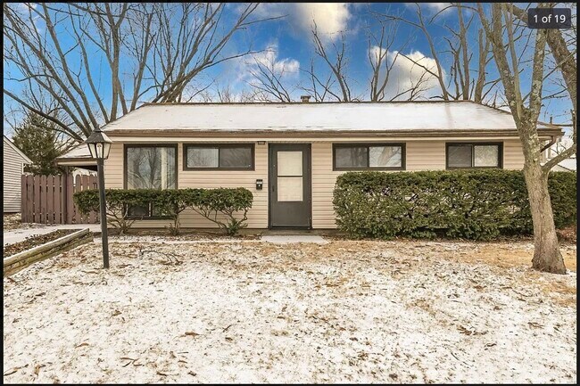 Foto del edificio - 7832 Atherstone Dr