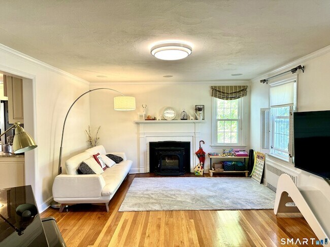 Foto del edificio - 330 Ridge Rd