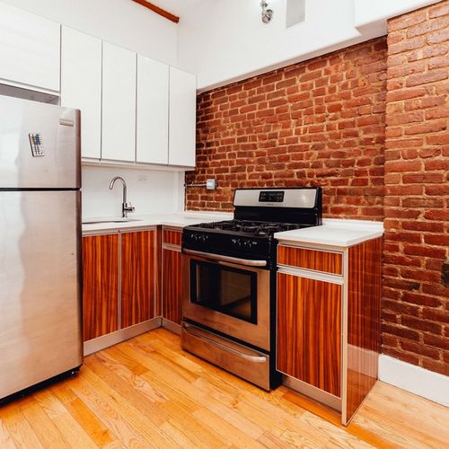 Primary Photo - 618 Lafayette Ave