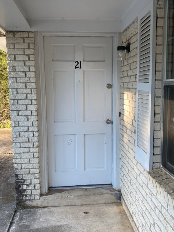 Foto principal - 726 N Slemons St
