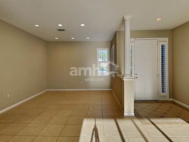Building Photo - 767 Planters Manor Way