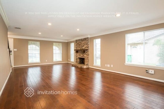 Foto del edificio - 22507 Red River Dr