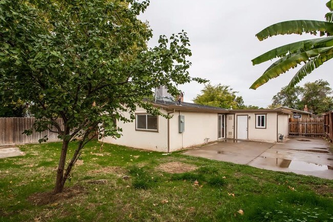 Building Photo - 3837 Santa Fe Way