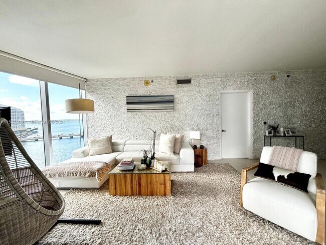 Photo - 495 Brickell Ave Apartment