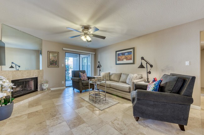 Foto del edificio - 9445 N 94th Pl