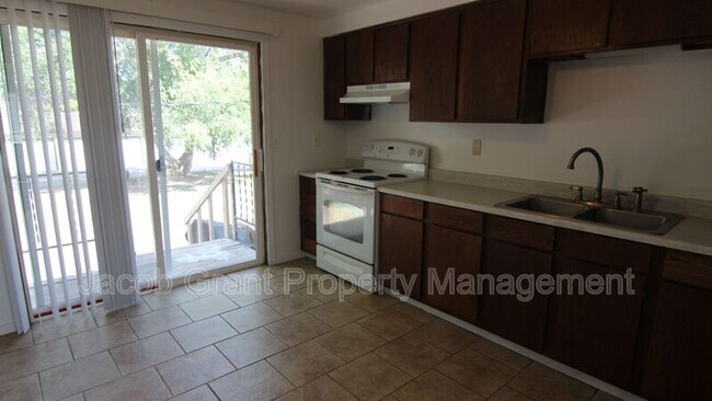 Foto del edificio - 779 May St