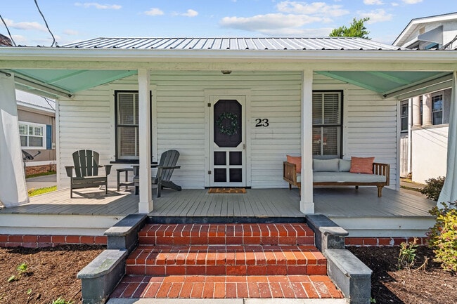 Building Photo - 23 Old Mission Ave