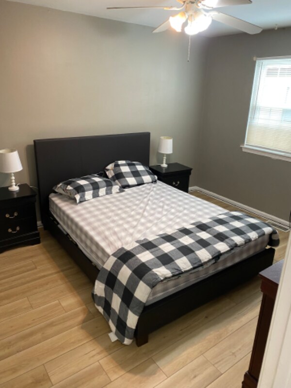 Foto principal - 3447 Belgrade St