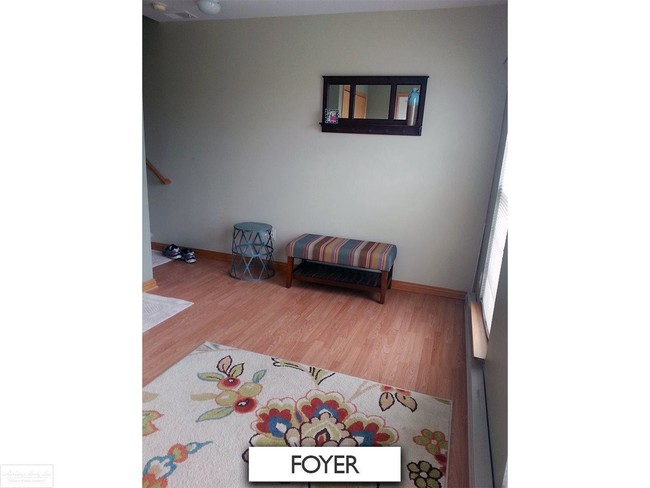 Building Photo - 28690 Portsmouth Ct