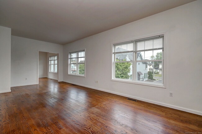 Building Photo - 135-137 Gulf St