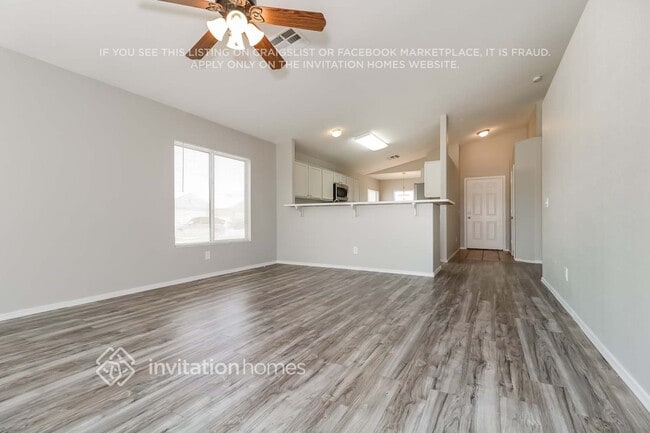 Foto del edificio - 1925 N 104th Ln