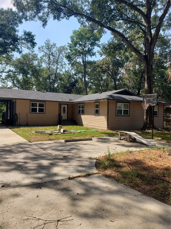 Building Photo - 15360 Lilly Dr