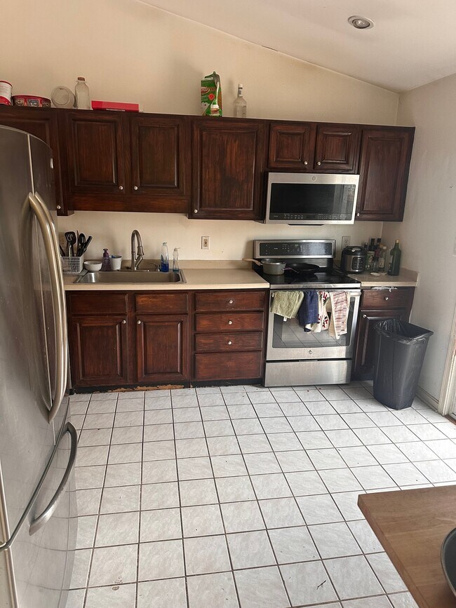 Foto del edificio - 10159 Forest Hill Cir