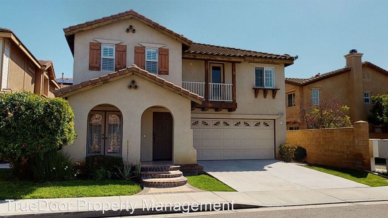 Foto principal - 5 br, 4 bath House - 2445 N Cameo Ct