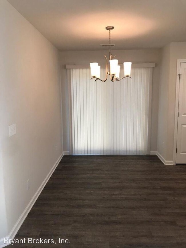 Foto del edificio - 507 Ridgeland Lakes Drive