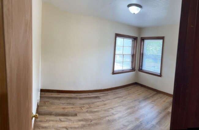 Building Photo - 2937N76thJ