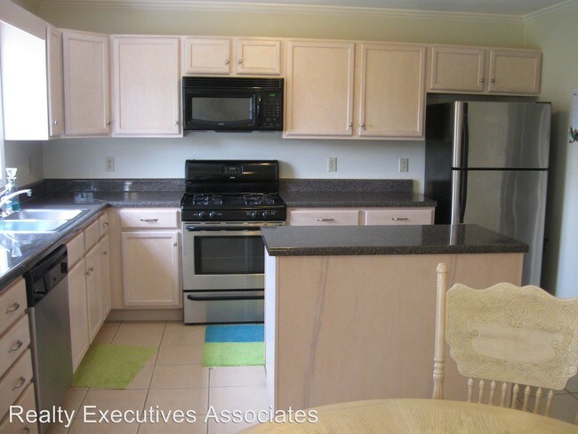 Foto del edificio - 2 br, 1.5 bath House - 453 Pine Lakes Lane