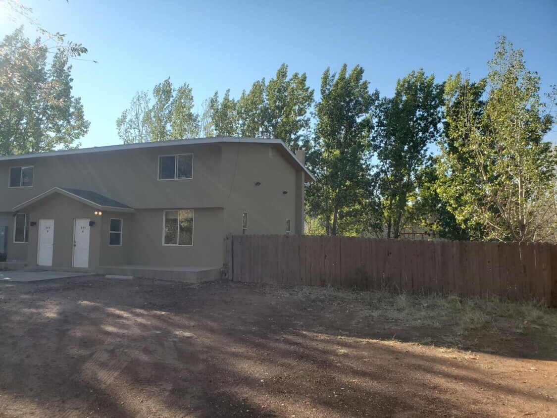 325 Field Ave, Hildale, UT 84784 House Rental in Hildale, UT