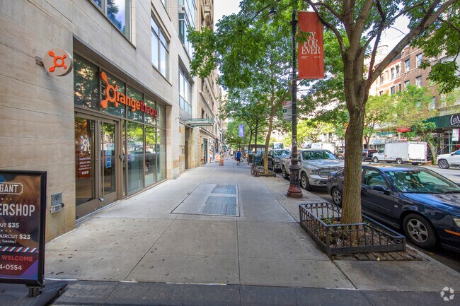 116 W 72nd St New York, NY 10023 - Lincoln Square