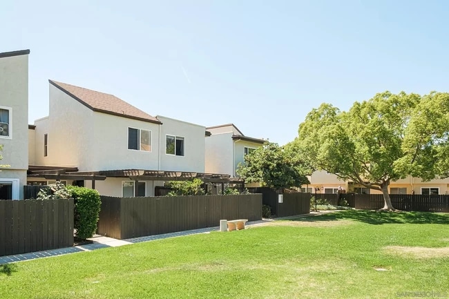 Front1 - 9595 Easter Way